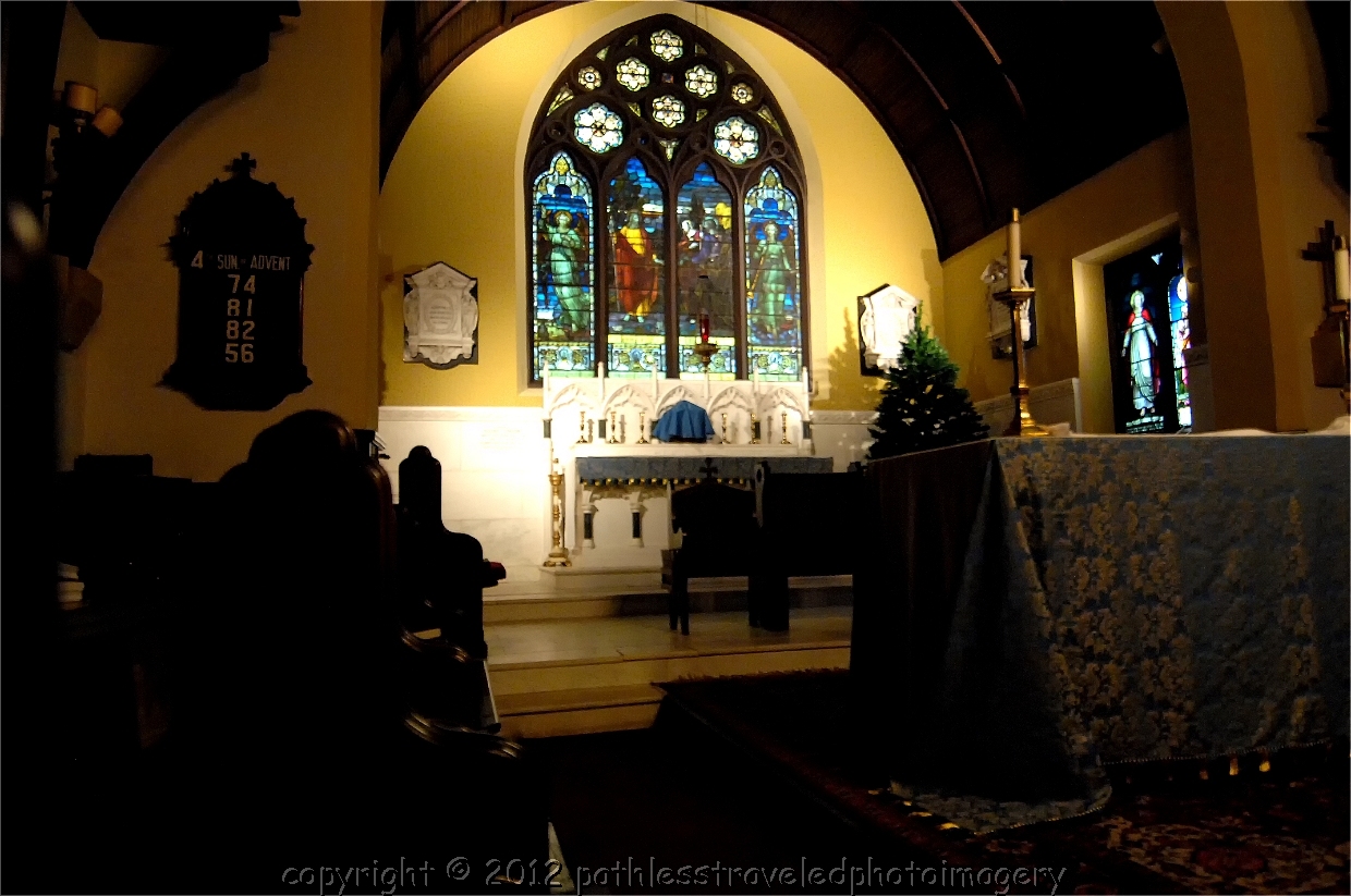 1112_0085.JPG - December -- Inside St. Margaret's in Staatsburg, NY