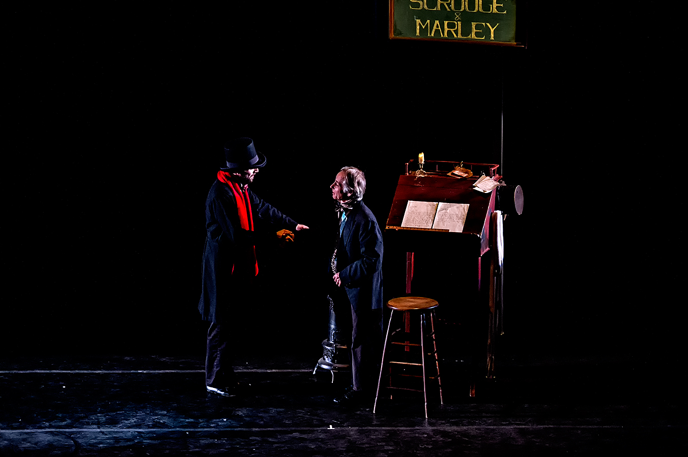 1312_0016a.jpg - Ulster Ballet Company's production of "A Christmas Carol"