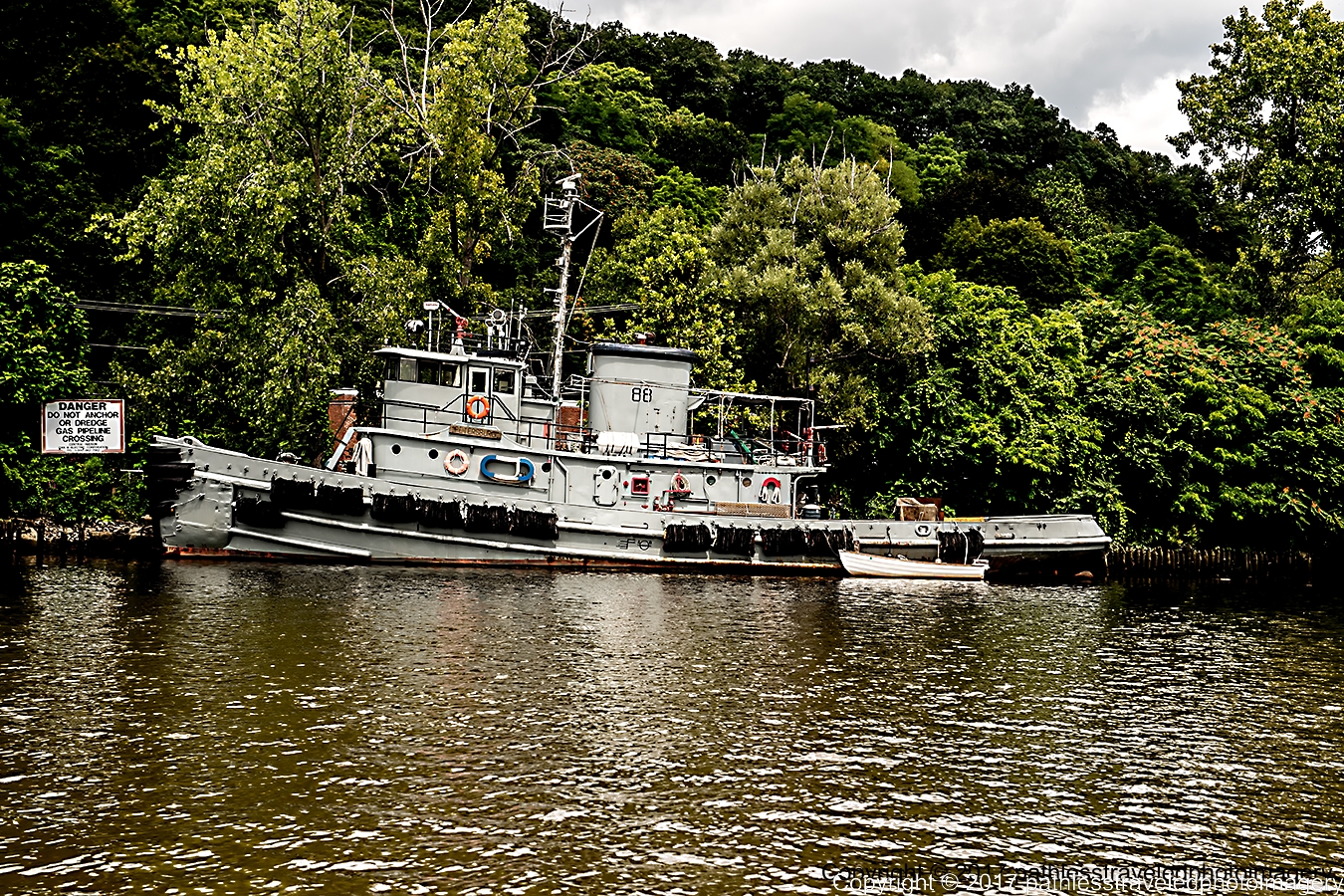1708_1061a.jpg - Aug --Tugboat on the Rondout